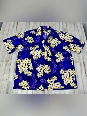 Vintage Hawaii Station USA 3XL Hawaiian Purple Shirt Lei Flowers